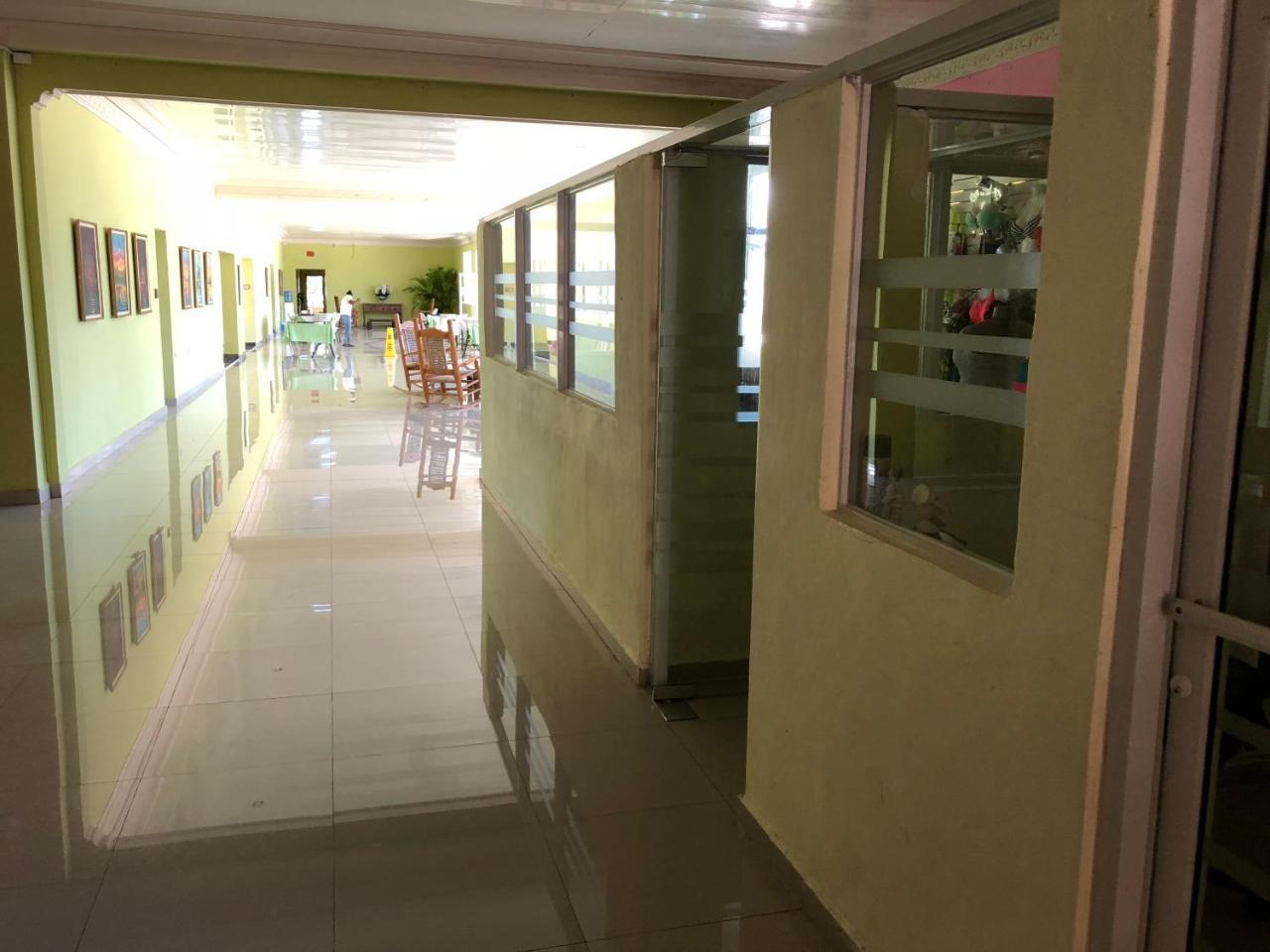 Hotel Guarocuya De Barahona Bagian luar foto