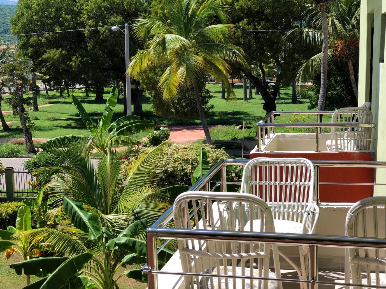 Hotel Guarocuya De Barahona Bagian luar foto